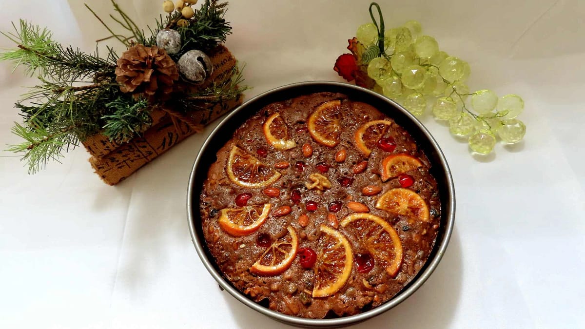chocolate fruitcake