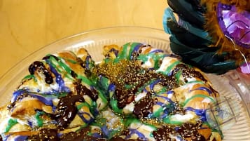 King Cake Spatula – Nola Tawk