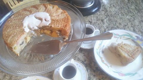 Raw Apple Cake
